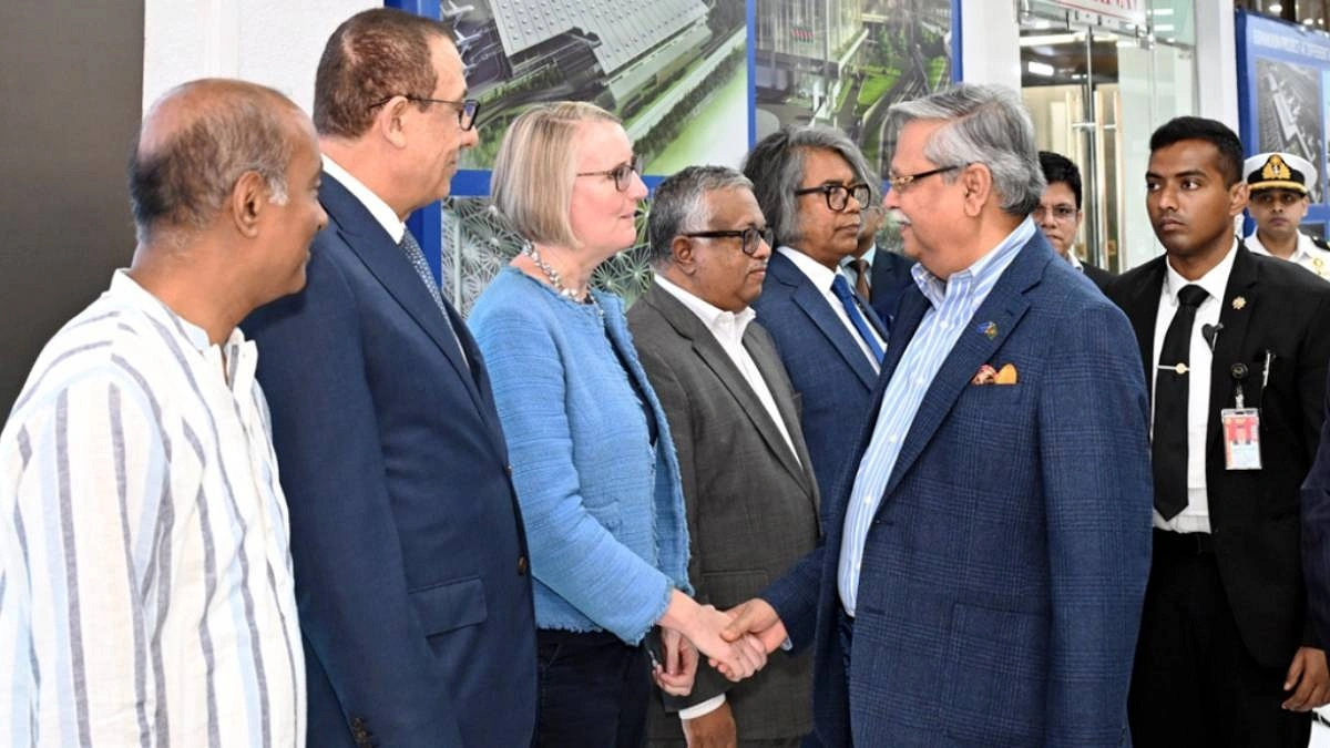 লন্ডনের উদ্দেশে ঢাকা ত্যাগ করলেন রাষ্ট্রপতি