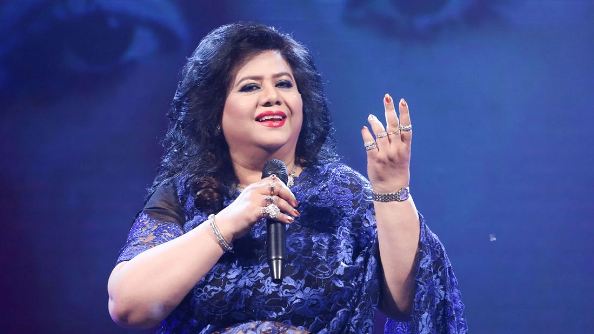 ছড়িয়ে পড়ল মৃত্যুর গুজব, রুনা লায়লা বললেন ‘ভালো আছি’