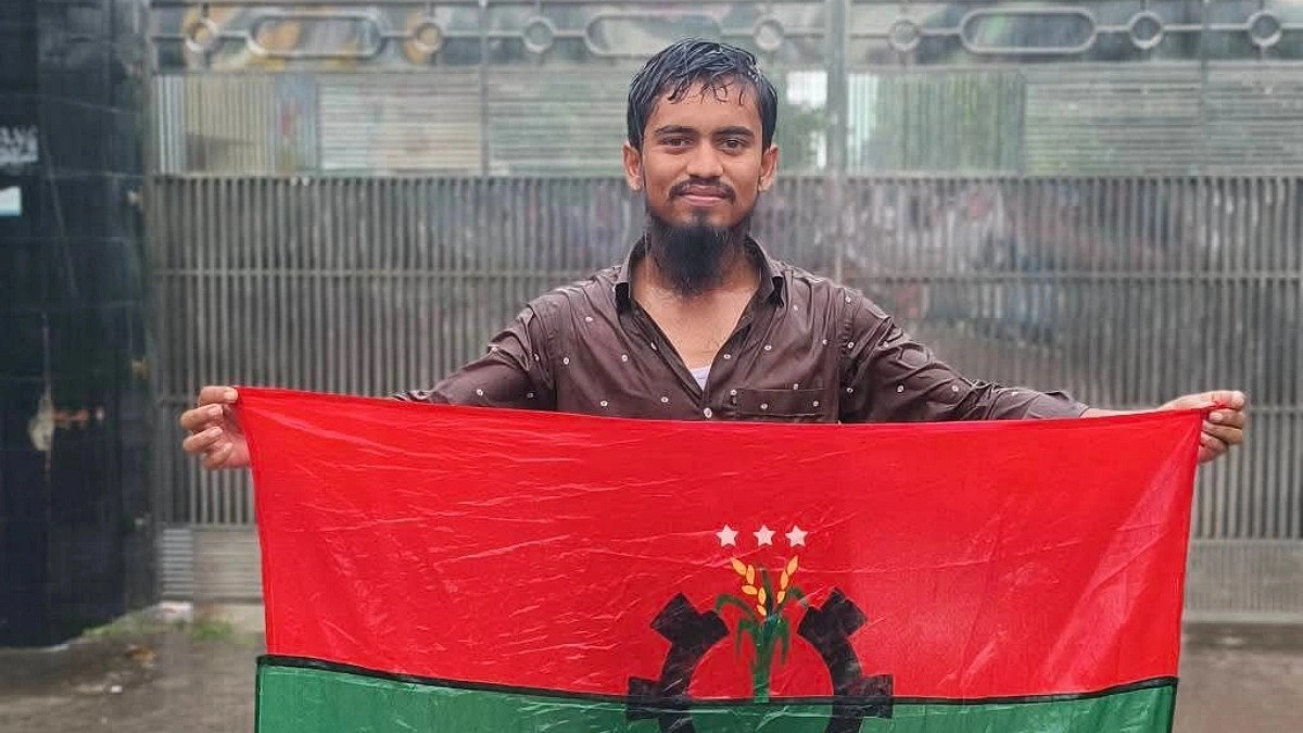 মাদক সেবনের দায়ে কারাদণ্ড, পরে বহিষ্কার কলেজ ছাত্রদল সভাপতি