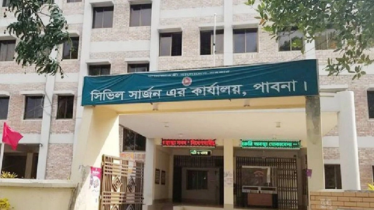 গভীর রাতের ‘নেগোসিয়েশনে’ ১ ঘণ্টার নোটিস