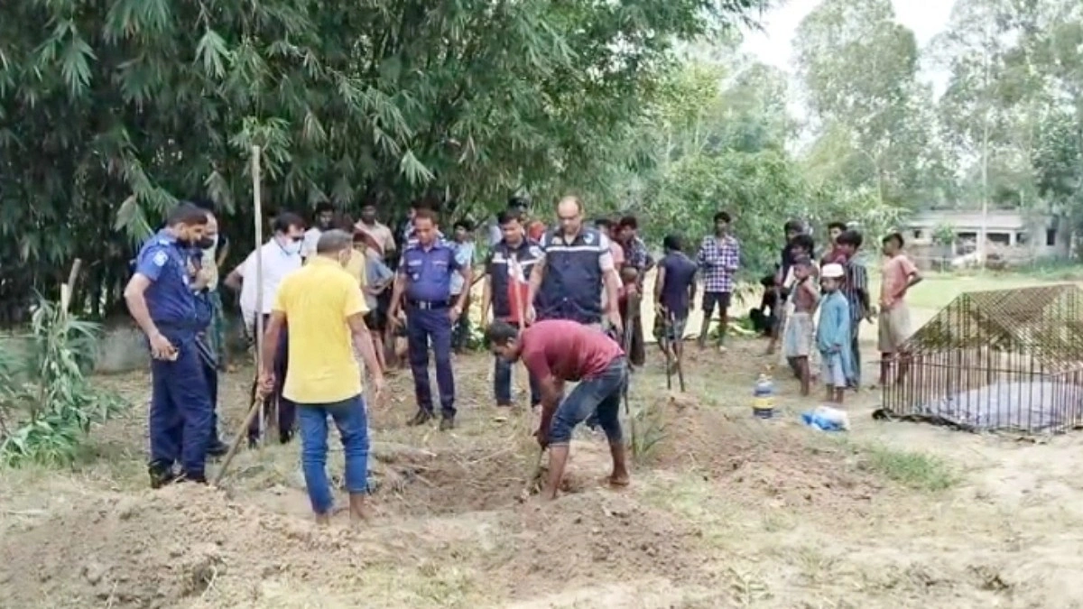 মৃত্যুর ৬ মাস পর কবর থেকে তোলা হলো গৃহবধূর লাশ, তদন্তে পিবিআই