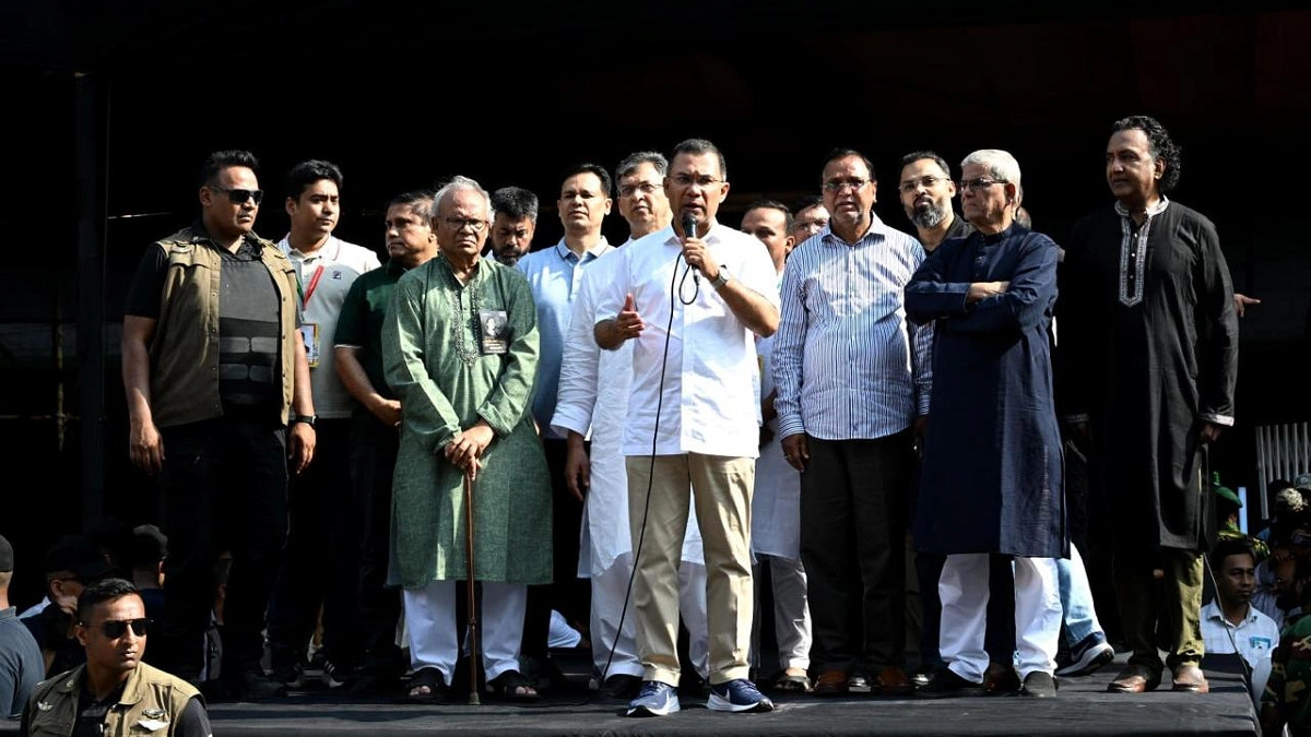 রাজধানীকে পরিচ্ছন্ন রাখতে সচেতন হওয়ার আহ্বান প্রধানমন্ত্রীর