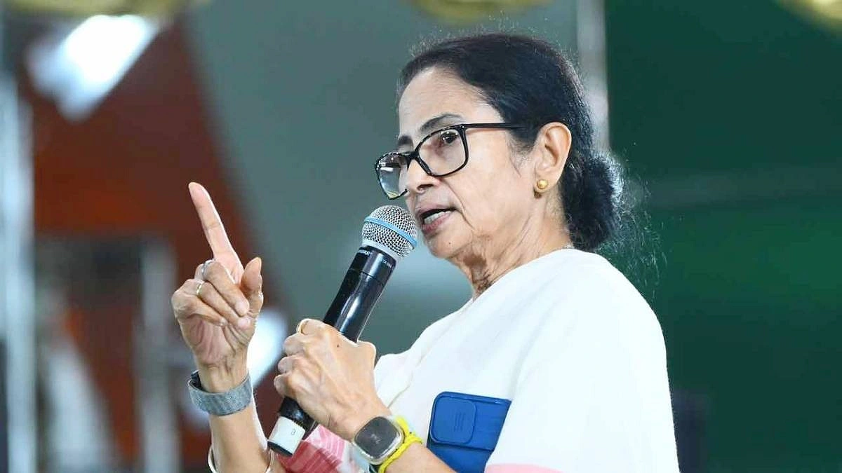 ফলের আগের রাতে কেন্দ্রে কেন্দ্রে লোডশেডিং করা হয়েছে