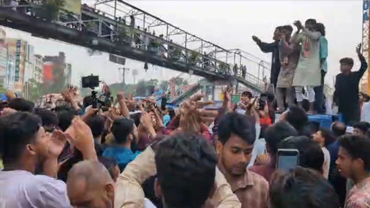 রামিসা হত্যার বিচারের দাবিতে মিরপুর-১০ ফের অবরোধ