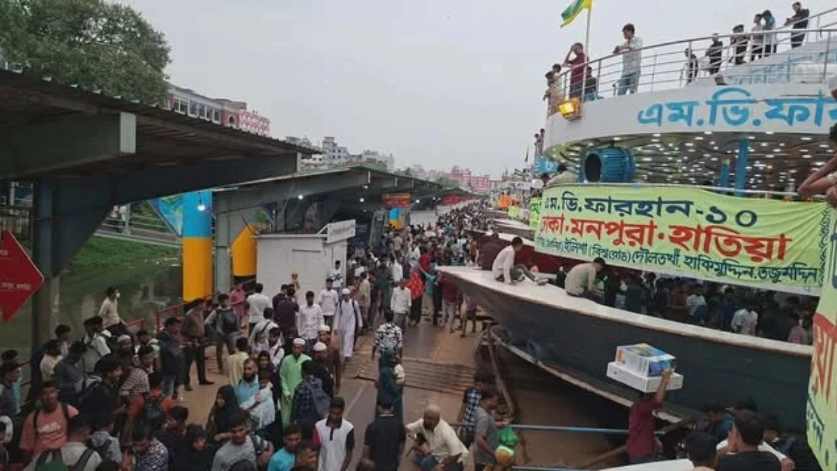 ঝড়-বৃষ্টির মধ্যেই ঘরমুখো মানুষের ঈদযাত্রা