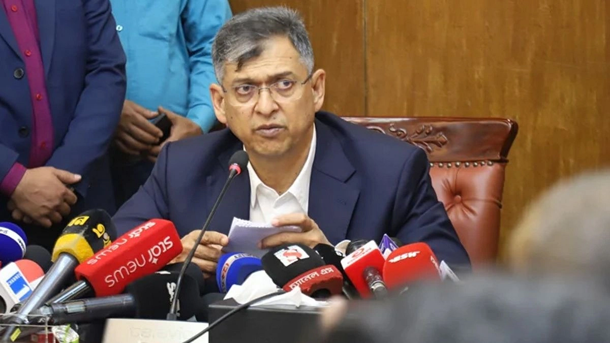 ১৬ ডিআইজিকে বাধ্যতামূলক অবসরের বিষয়ে যা বললেন স্বরাষ্ট্রমন্ত্রী