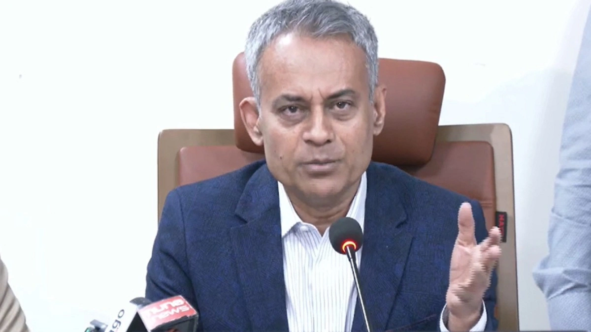 মেট্রোরেলে শিক্ষার্থীদেরও কার্ড দেওয়ার পরিকল্পনা রয়েছে সরকারের
