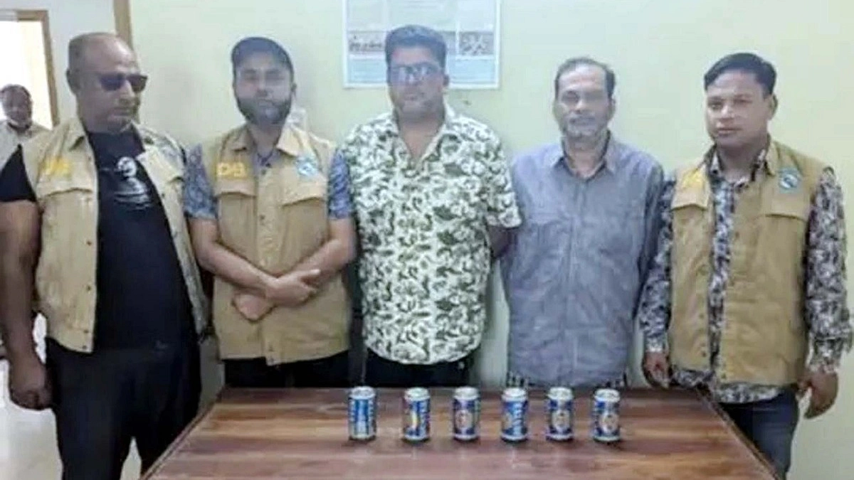 বিদেশি মদসহ ‘জর্দা শামীম’ গ্রেপ্তার