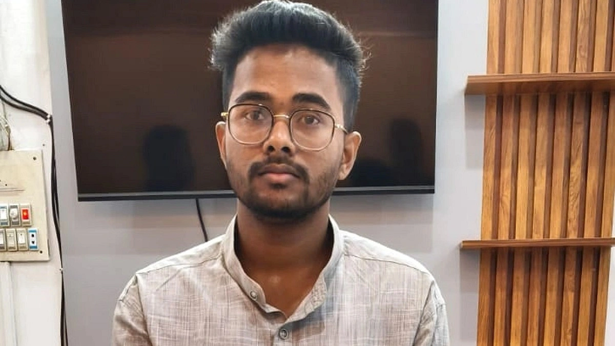 টিকটকে পরিচয়, পরে হোটেলে নিয়ে স্কুলছাত্রকে বলাৎকার