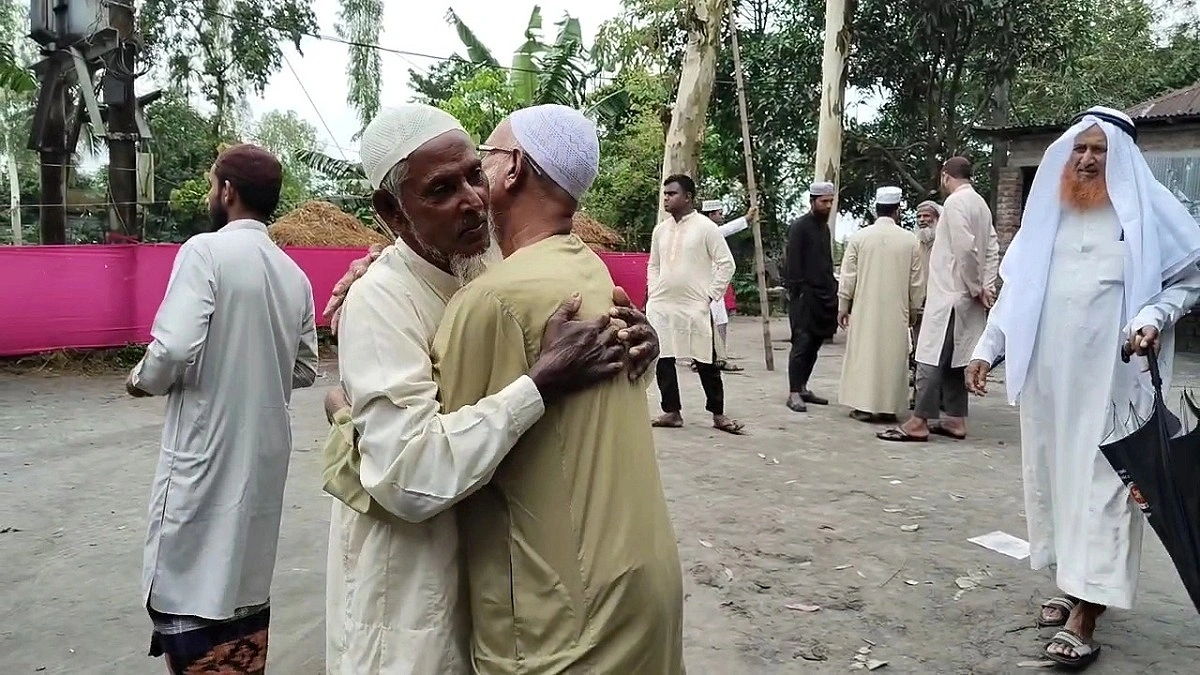 সৌদির সঙ্গে মিল রেখে কালীগঞ্জের তিন গ্রামে ঈদ উদযাপন