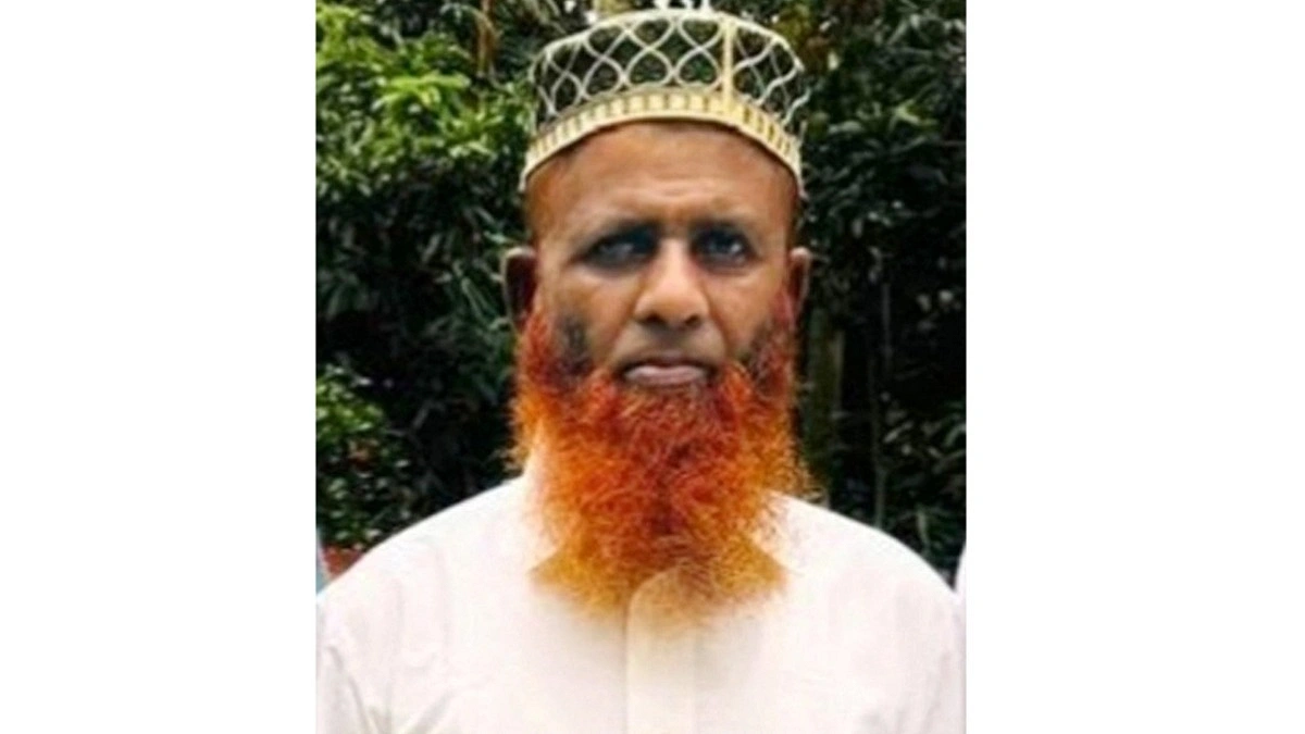 চাঁদপুরে বাসচাপায় হাসপাতালের দারোয়ান নিহত