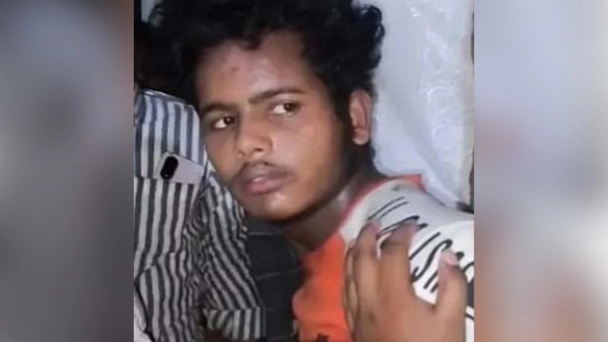 ফতুল্লায় শিশু ধর্ষণের অভিযোগে গণপিটুনিতে আহত হিরুর মৃত্যু