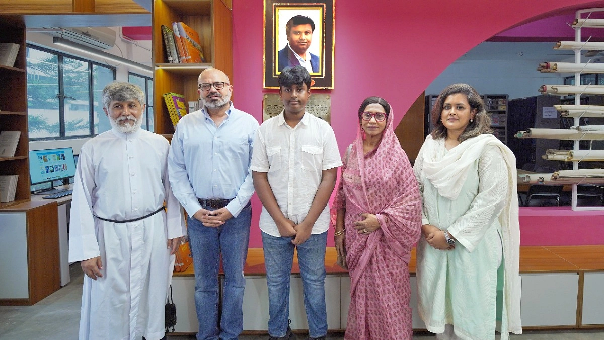 বিকাশের উদ্যোগে আধুনিকায়ন হলো সেন্ট যোসেফ স্কুলের লাইব্রেরি