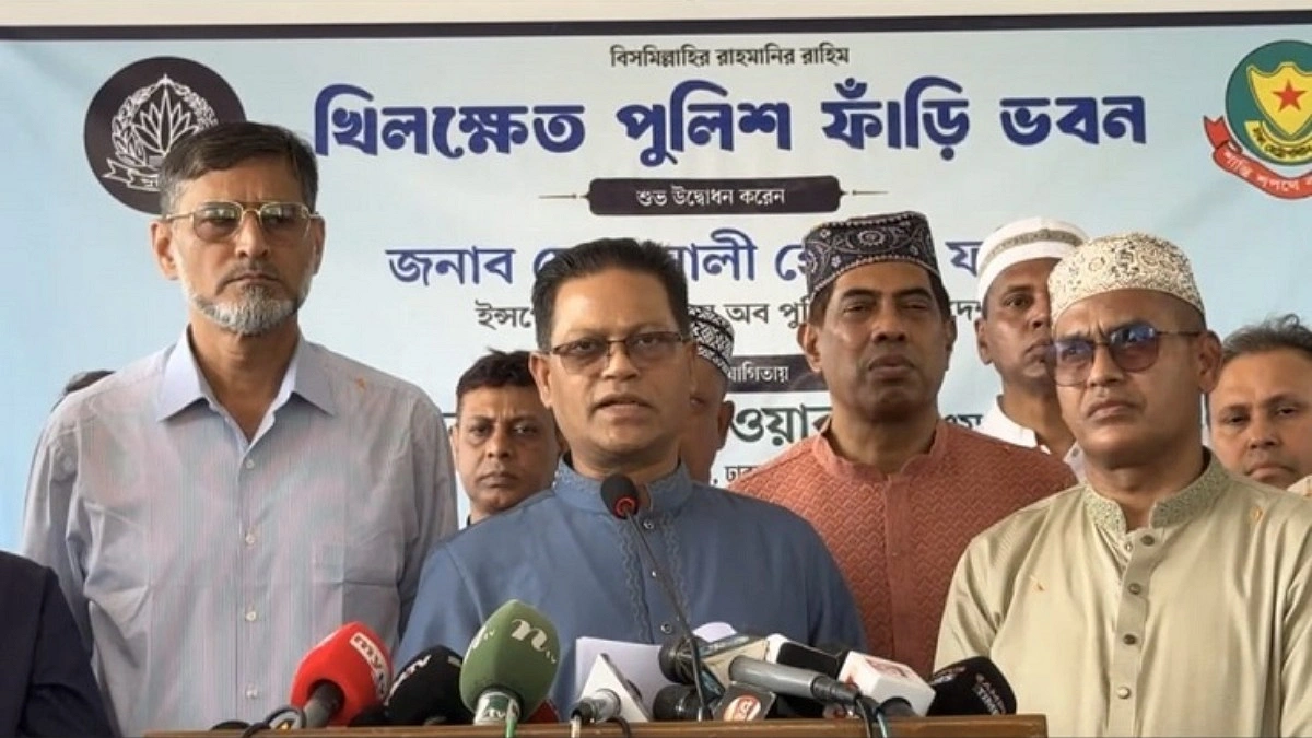 পুলিশ বিশৃঙ্খল অবস্থায় ছিল, এখন অনেকাংশে গোছানো : আইজিপি