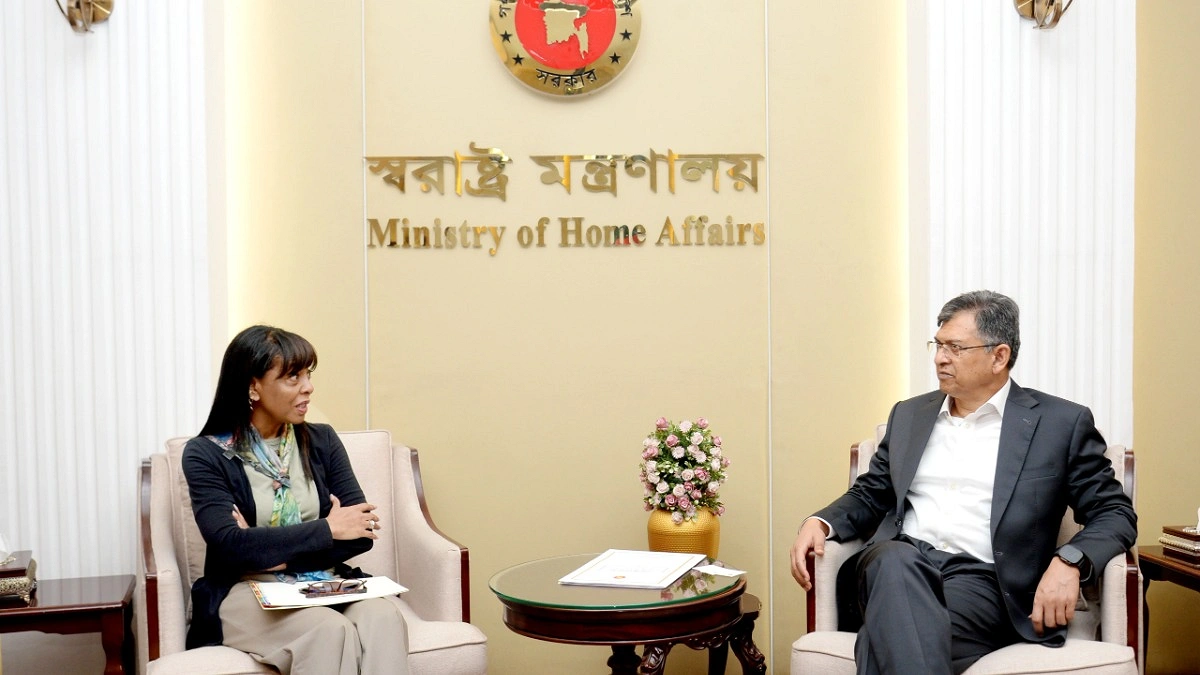 রোহিঙ্গা সংকট সমাধানে আন্তর্জাতিক সহযোগিতা চাইলেন স্বরাষ্ট্রমন্ত্রী