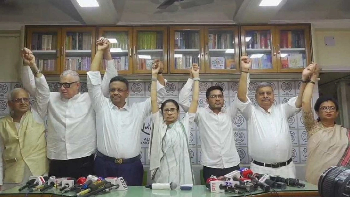 পদত্যাগ ‘করবেন না’ মমতা, জানালেন পরবর্তী পদক্ষেপ