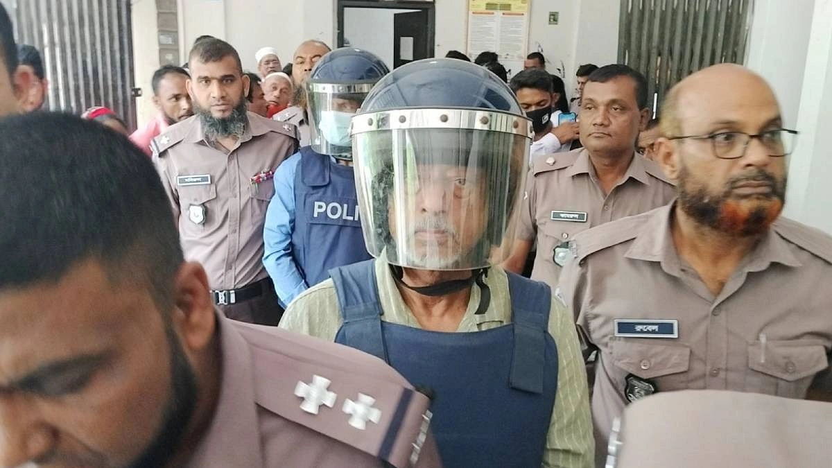 দুদকের মামলায় জেনারেল মাসুদকে গ্রেপ্তার দেখানোর আদেশ আদালতের