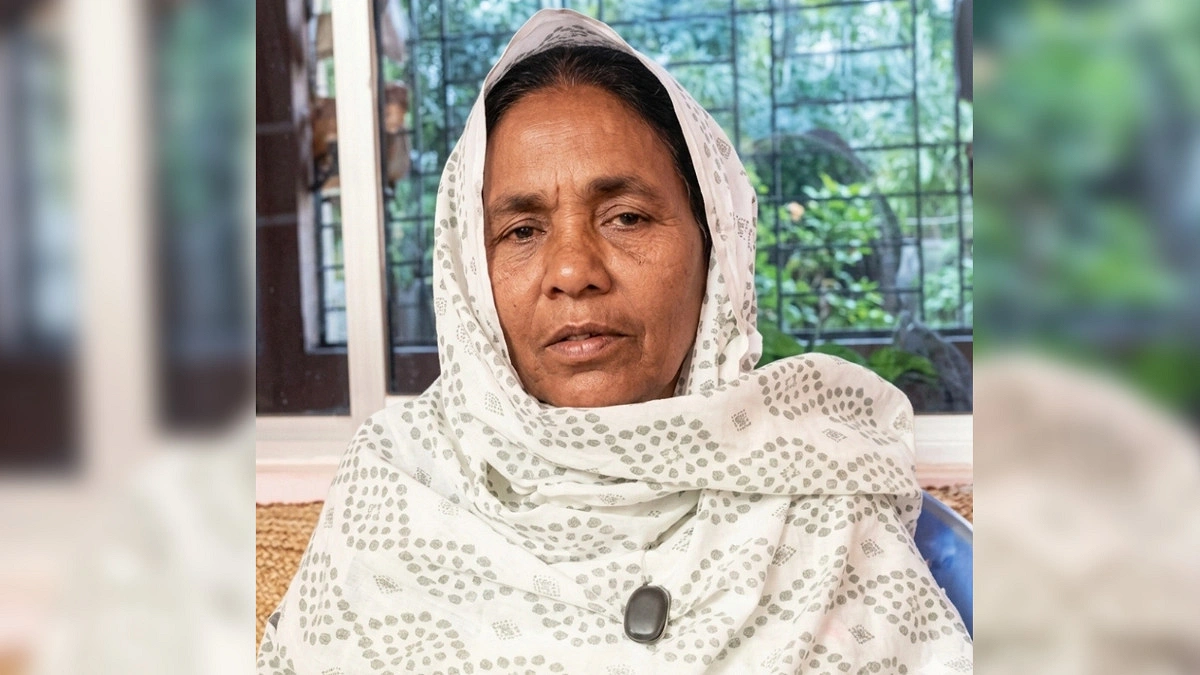 বাবরের মুক্তি ও এমপি হওয়ায় মানত, টানা রোজায় অসুস্থ বৃদ্ধা