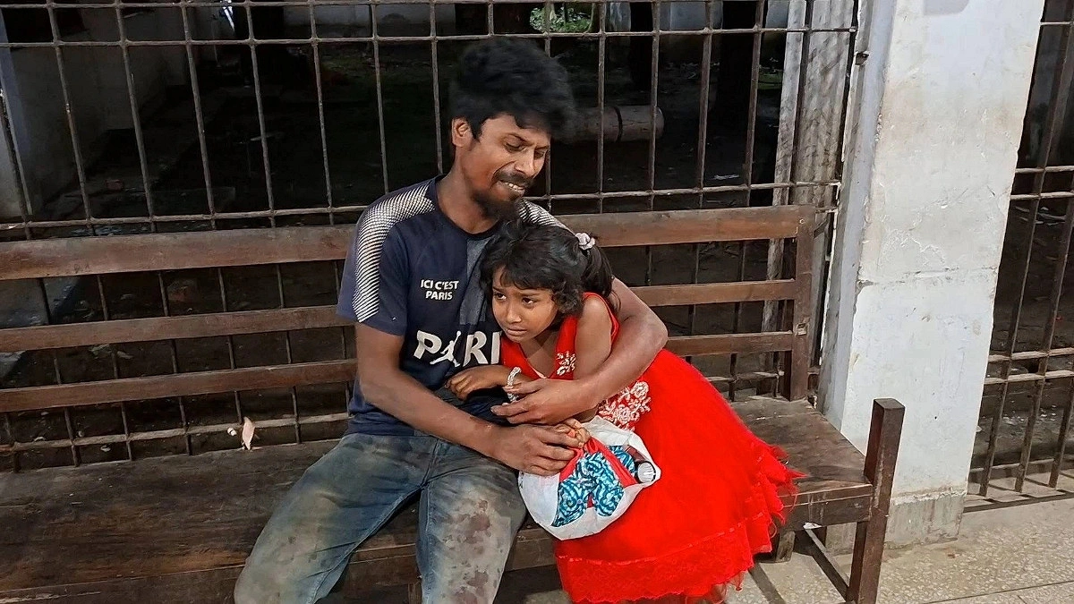 ঈদের কেনাকাটা শেষে বাড়ি ফেরা হলো না মা-ছেলের