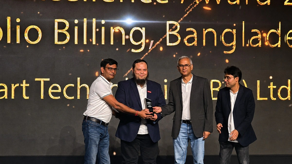 লেনোভোর ‘ডিস্ট্রিবিউটর এক্সিলেন্স অ্যাওয়ার্ড’ পেল স্মার্ট টেকনোলজিস