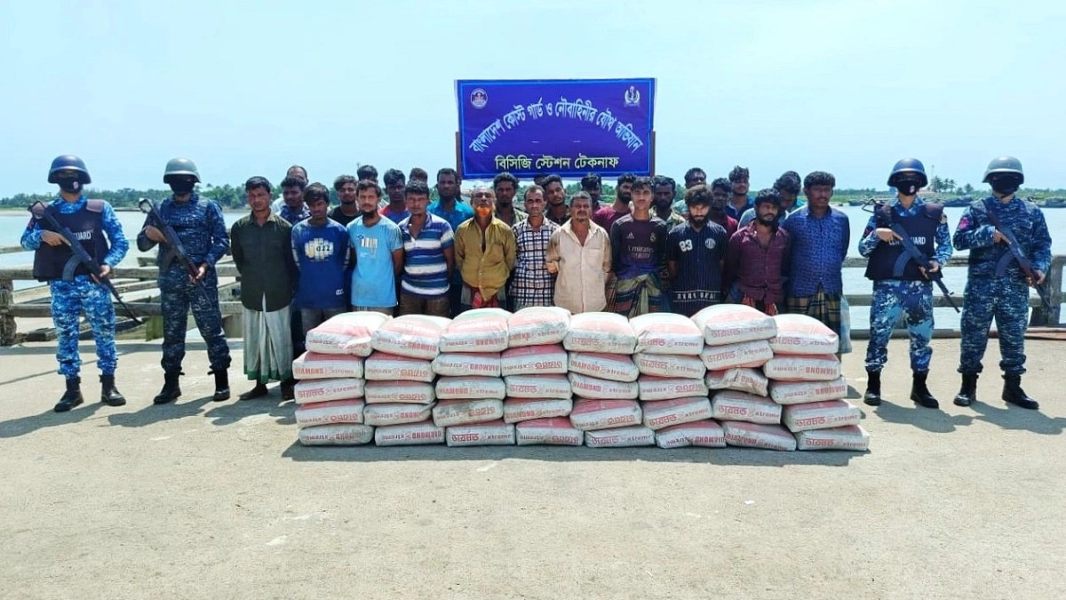 মিয়ানমারে পাচারের সময় সিমেন্ট জব্দ, আটক ৩৩