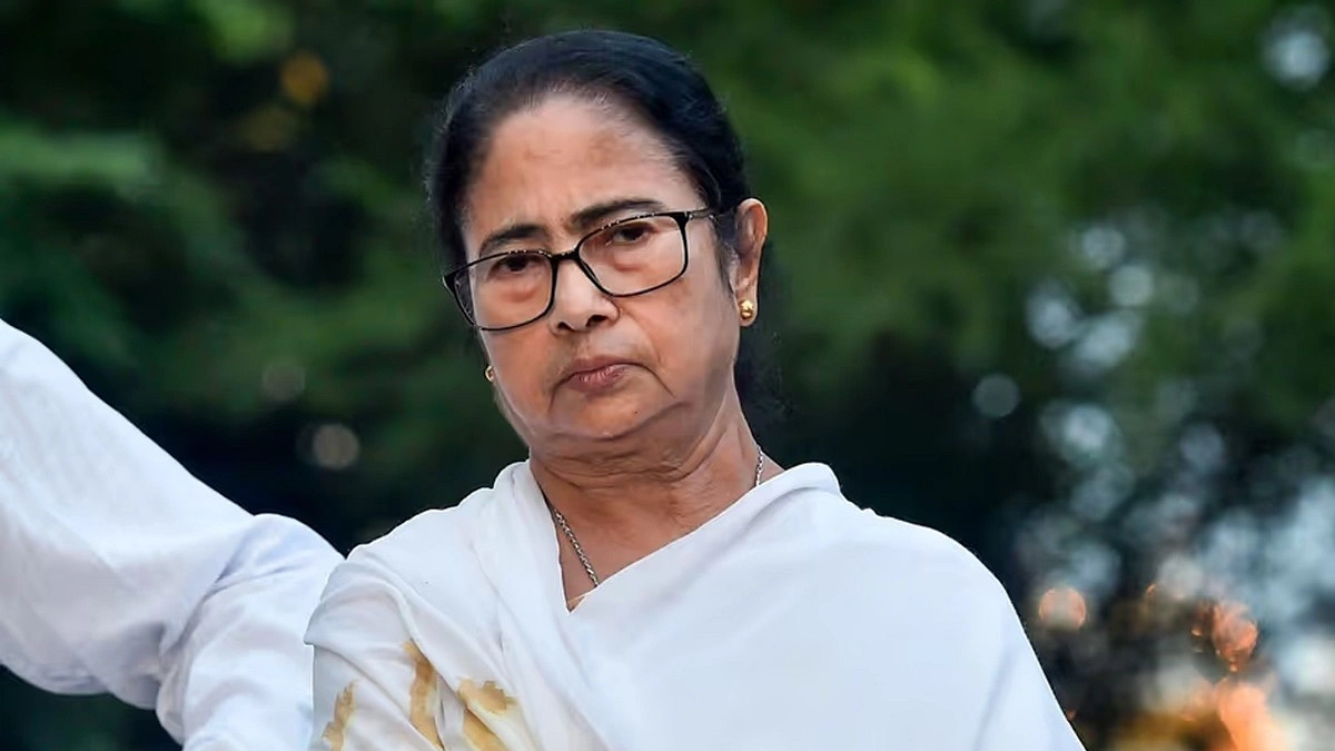 মুসলিম ভোট ভাগ হয়ে যাওয়ায় কি পরাজয়ের পথে মমতা