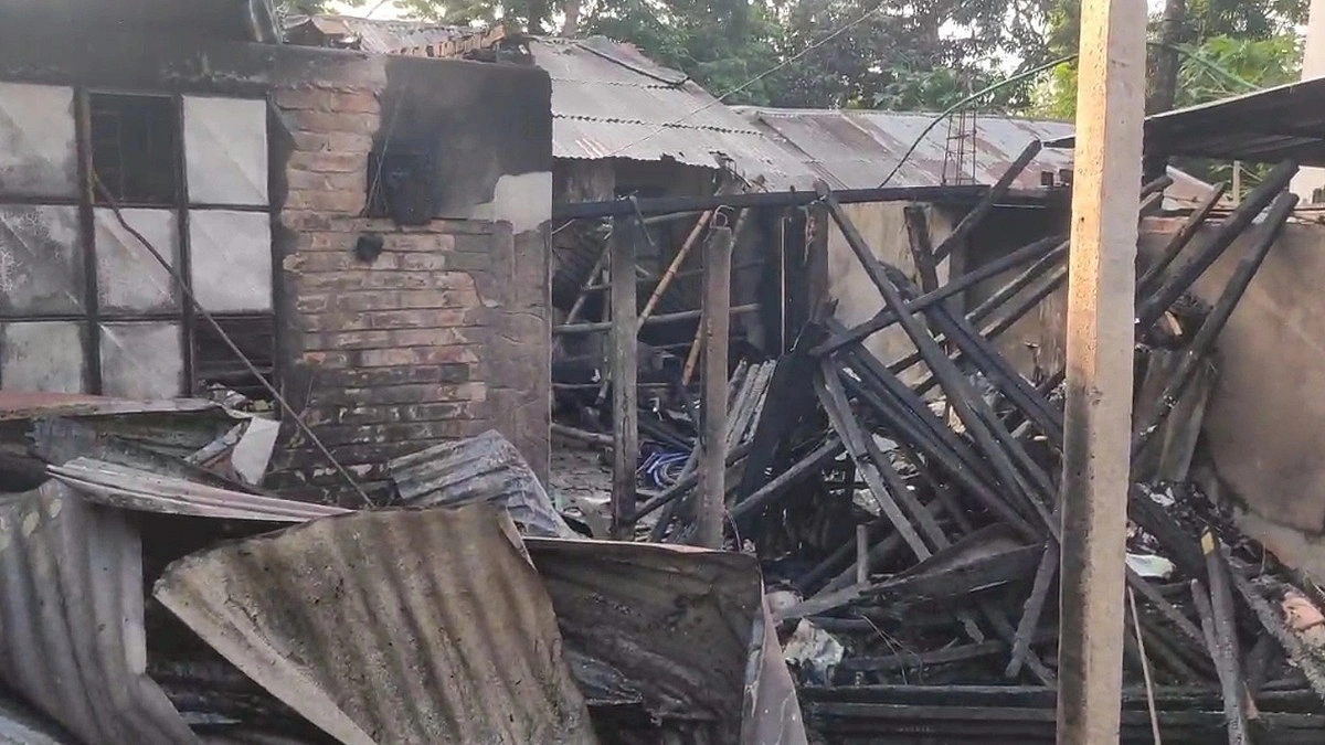 ‘ঘর-গরু নয়, পুড়েছে আমার কপাল’