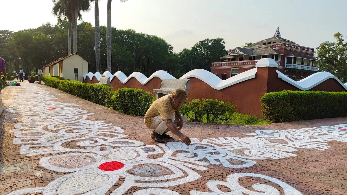 শিলাইদহে রবীন্দ্রনাথের ১৬৫তম জন্মজয়ন্তী উপলক্ষে কুঠিবাড়িতে উৎসবের প্রস্তুতি