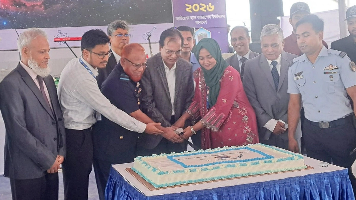 লালমনিরহাটের অ্যাভিয়েশন বিশ্ববিদ্যালয় থেকে গড়ে উঠবে মহাকাশ বিজ্ঞানী
