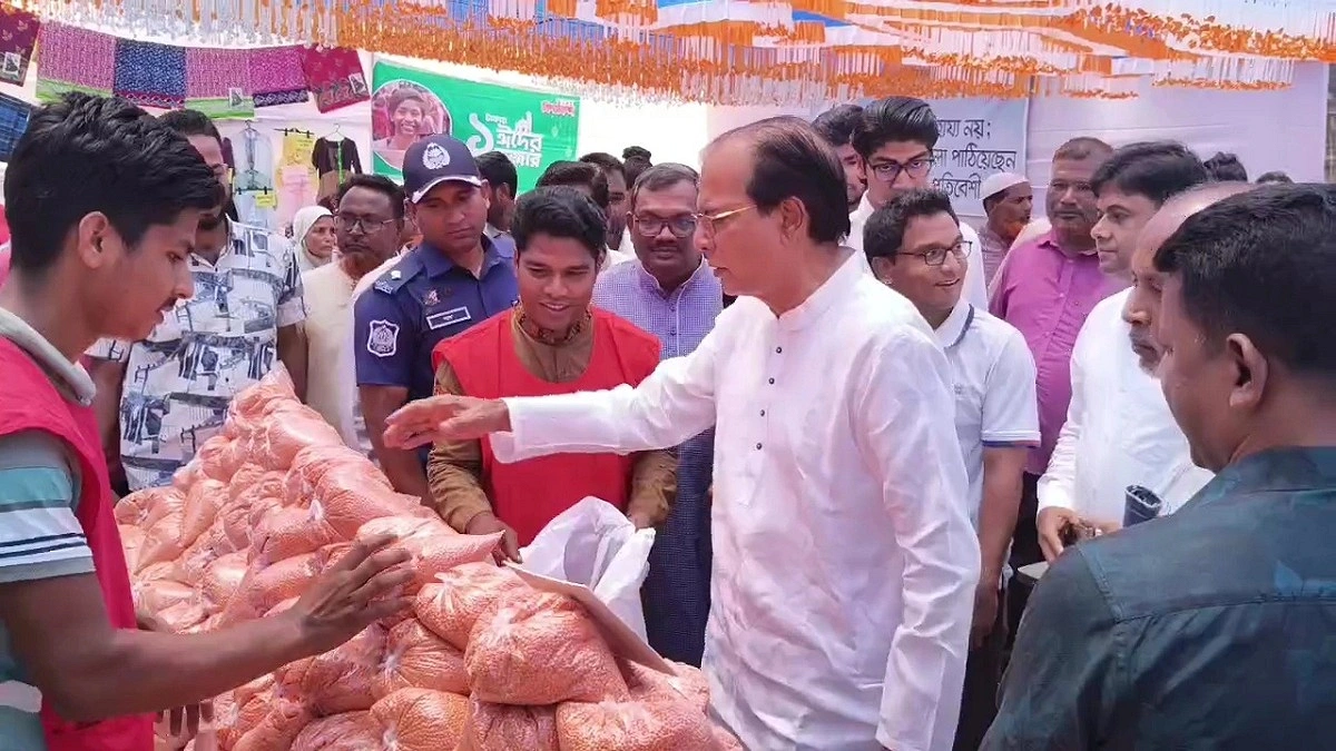 এক টাকায় ঈদের বাজার