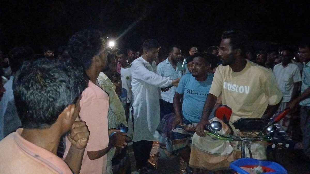 ভ্যান চুরির অভিযোগে পিটিয়ে হত্যা