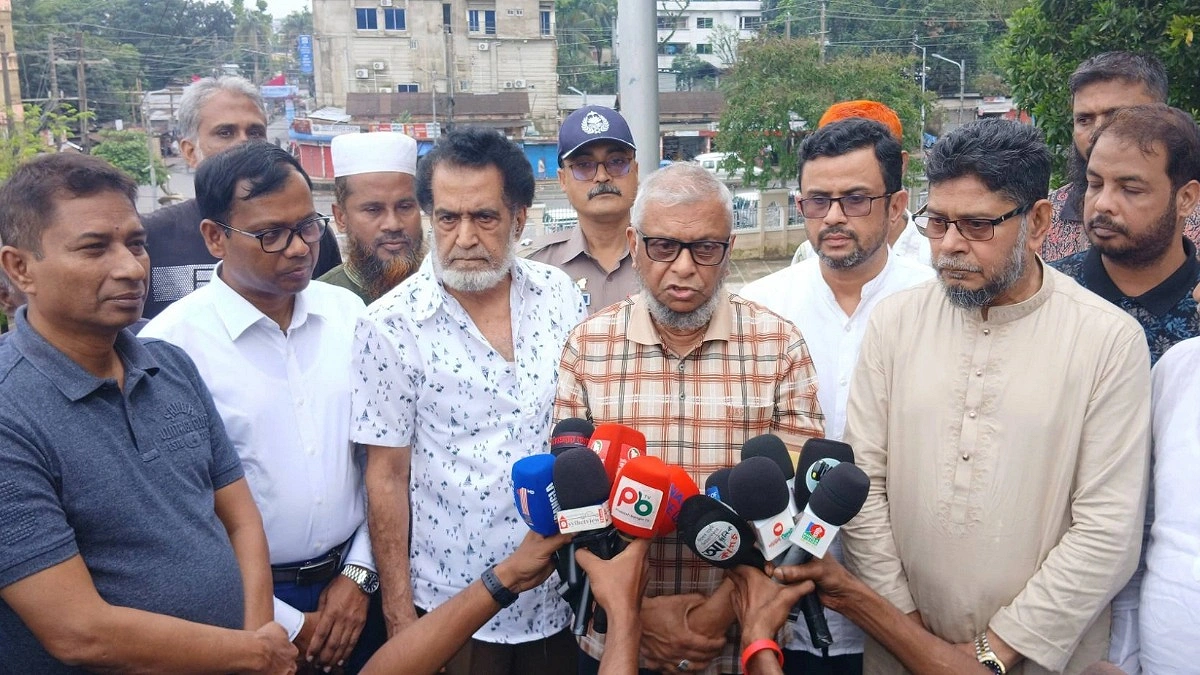 শাহী ঈদগাহ পরিদর্শনে মন্ত্রী, পরিচ্ছন্ন সিলেট গড়ার আহ্বান