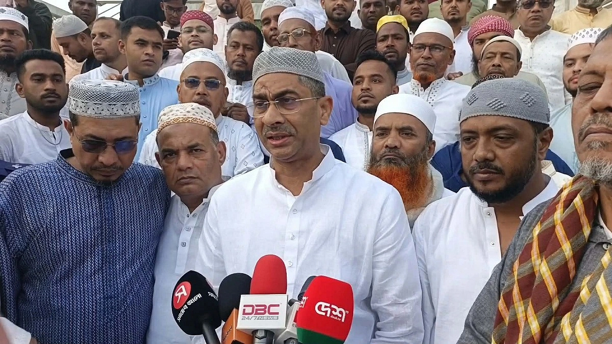 লক্ষ্মীপুরে ঈদ পানিসম্পদ মন্ত্রীর, ত্যাগের মহিমায় শান্তির আহ্বান
