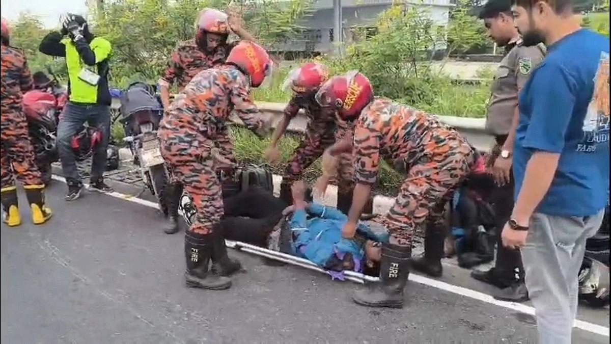 ঢাকা-মাওয়া এক্সপ্রেসওয়েতে পৃথক দুর্ঘটনায় আহত ৬