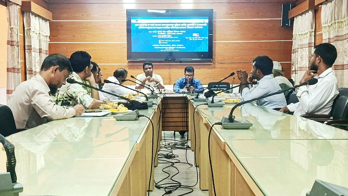 দিনব্যাপী জায়গায় নেমে এলো দেড় ঘণ্টায়, প্রশ্নের মুখে কর্মশালা