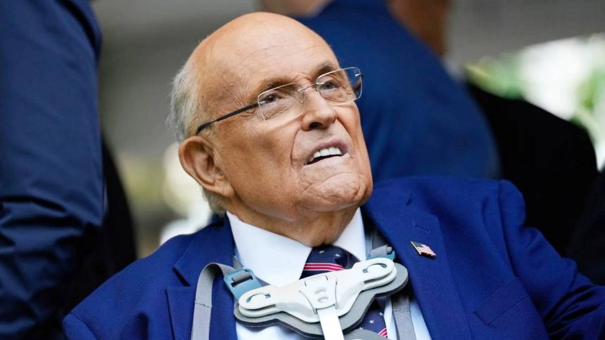 হাসপাতালে নিউ ইয়র্ক সিটির সাবেক মেয়র রুডি, অবস্থা আশঙ্কাজনক
