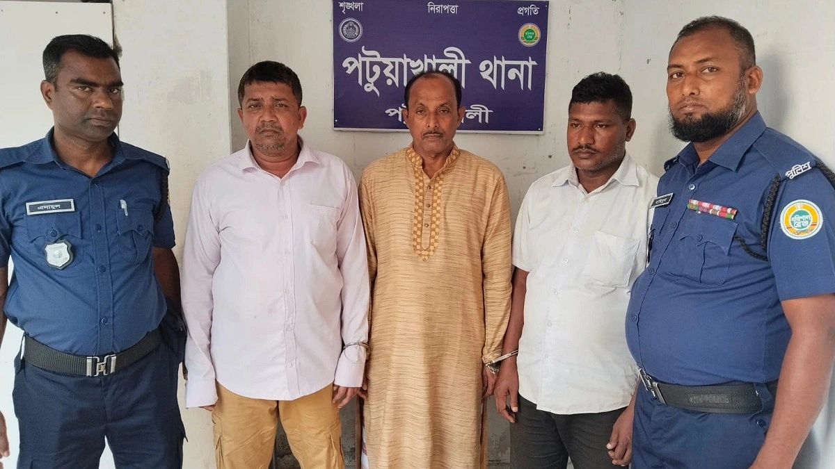 হানি ট্র্যাপ চক্রে ‘জড়িত’ বিএনপি ও যুবলীগ নেতা গ্রেপ্তার