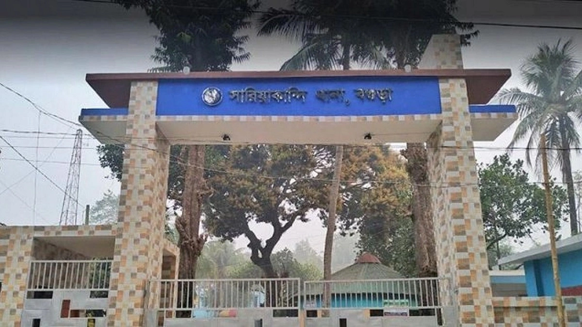 ঈদের দিন স্ত্রীকে কুপিয়ে হত্যার অভিযোগ, স্বামী আটক
