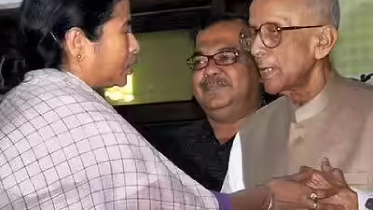 জ্যোতি বসু থেকে মমতা, পশ্চিমবঙ্গের ক্ষমতায় কে কতদিন ছিলেন?