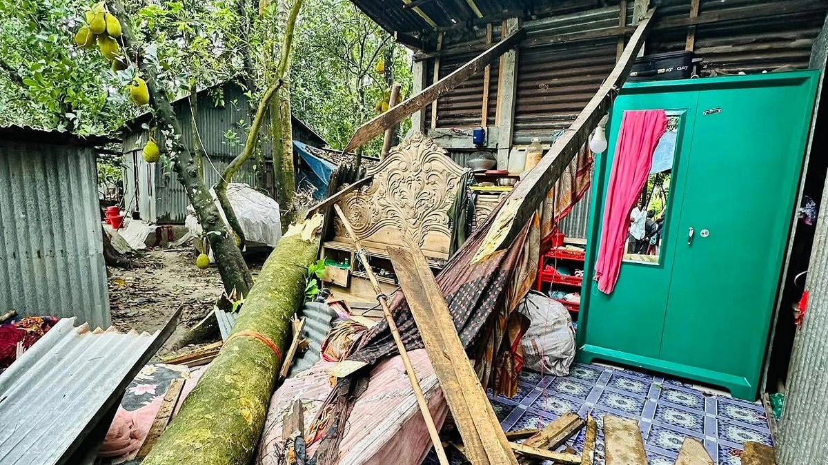 মা-বাবার সঙ্গে ঈদ করা হলো না ফয়েজের, মৃত্যু গাছচাপায় মতলব