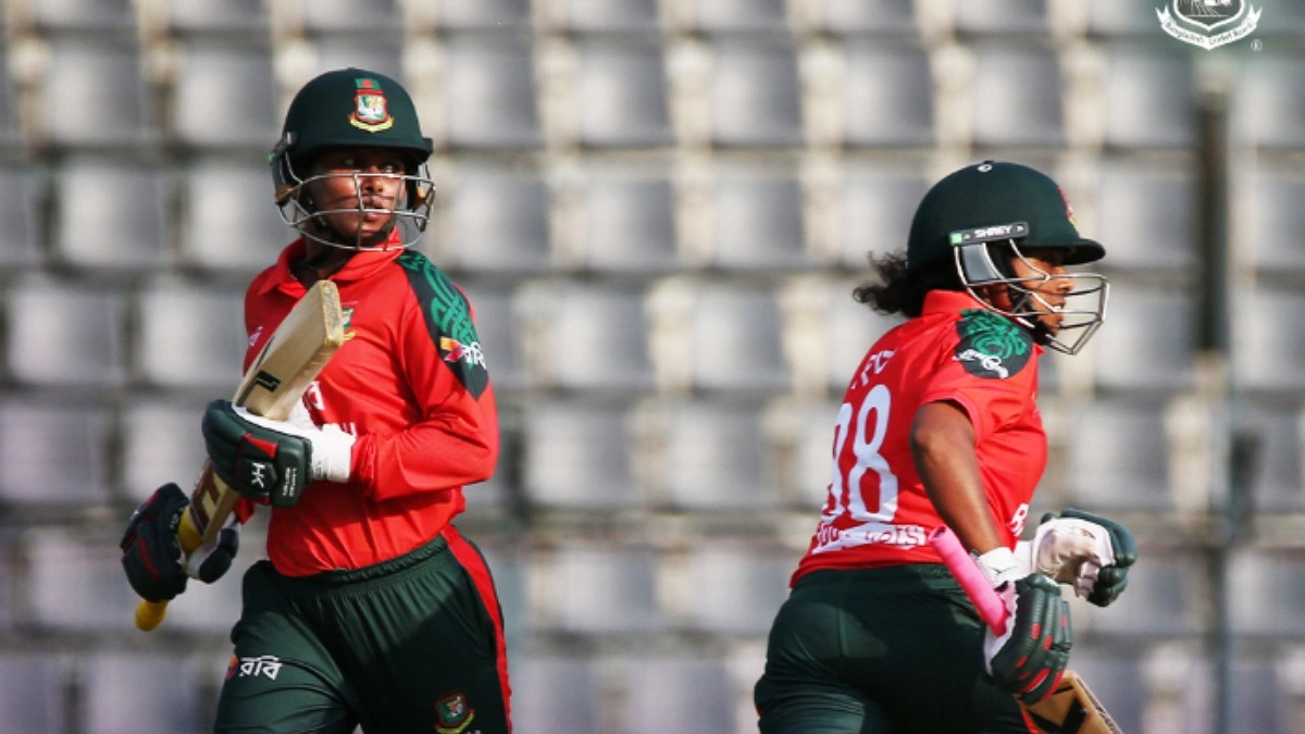 বাংলাদেশকে হোয়াইটওয়াশ করল শ্রীলঙ্কা