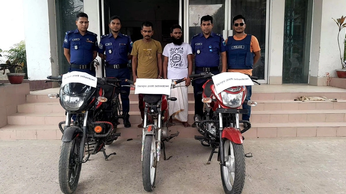 ঈশ্বরদীতে মোটরসাইকেল চোর চক্রের দুই সদস্য গ্রেপ্তার