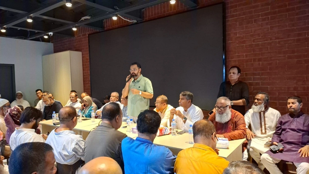 জামায়াতকে ঘিরে কঠোর বার্তা আমিনুলের