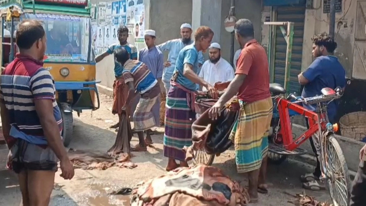 গরুর চামড়া ৪০০, ছাগলেরটা ফ্রি
