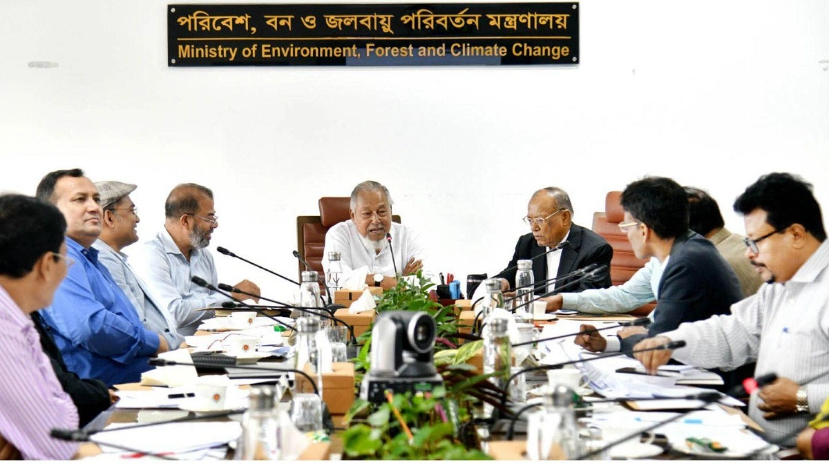 ৫ বছরে ২৫ কোটি বৃক্ষরোপণ কর্মসূচি সরকারের অগ্রাধিকার
