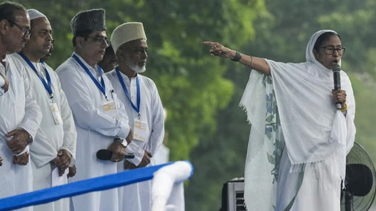 পশ্চিমবঙ্গে মুসলিম প্রার্থীরাই মান রাখলেন মমতার
