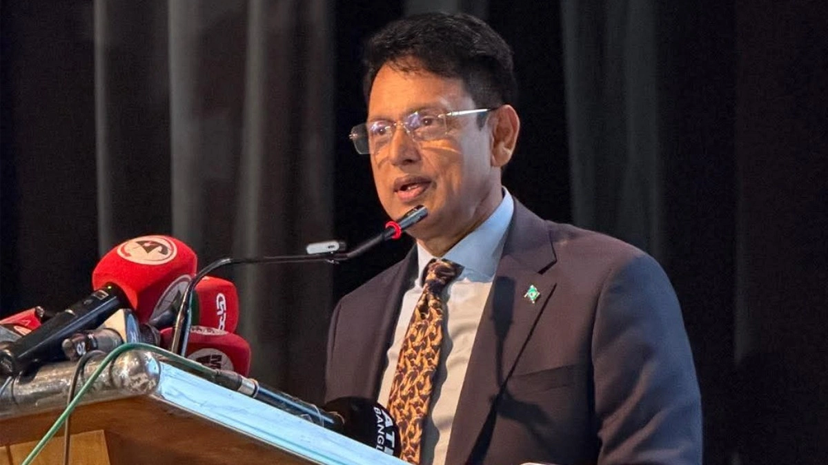 পর্যায়ক্রমে সব শিক্ষাপ্রতিষ্ঠানে সোলার প্ল্যান্ট বসানোর ঘোষণা শিক্ষামন্ত্রীর