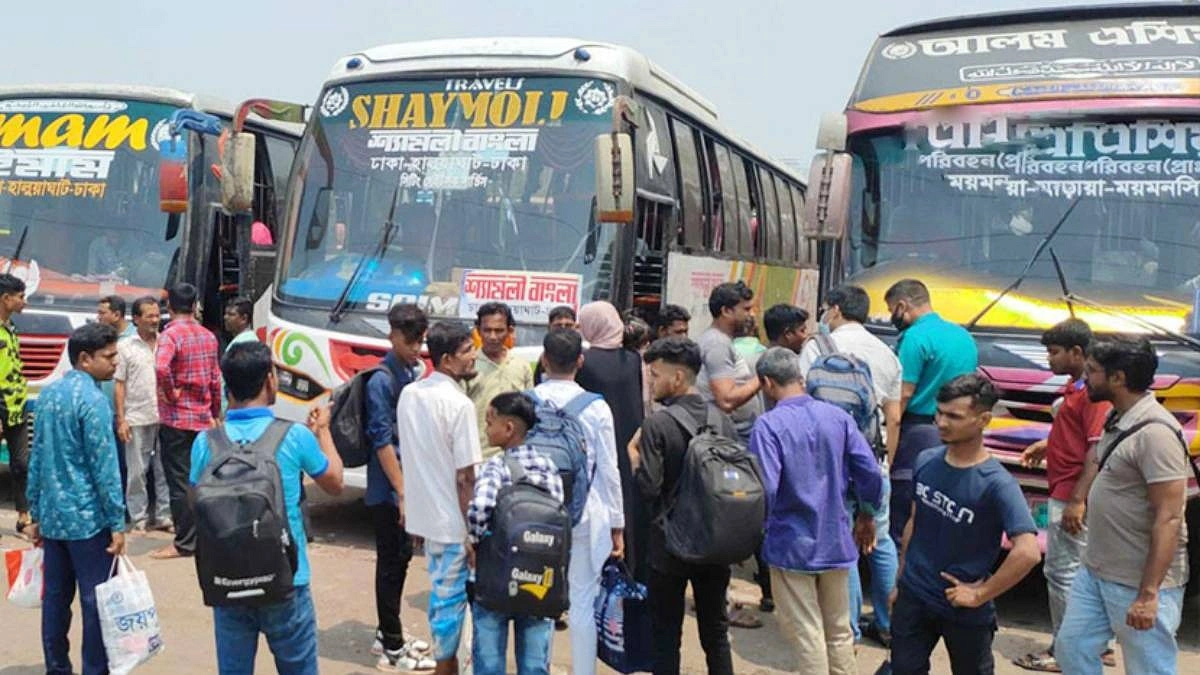 গাবতলীতে ঘরমুখী মানুষের ভিড়, ‘ঈদ বোনাস’ নামে অতিরিক্ত ভাড়া আদায়ের অভিযোগ