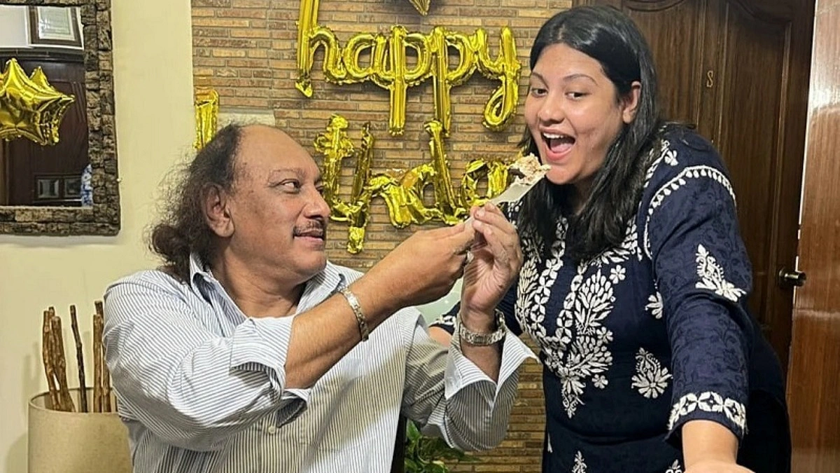 কারিনাকে বাঁচাতে জমি বিক্রির চেষ্টা করছেন বাবা কায়সার হামিদ