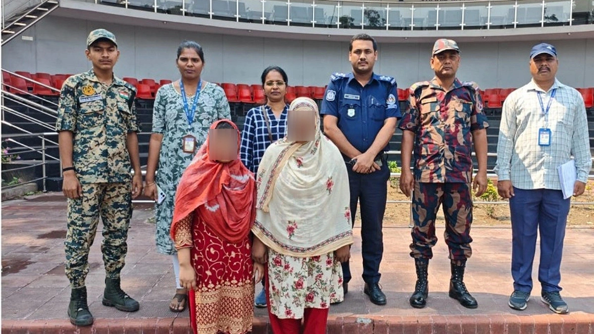 ভারতে কারাভোগ শেষে দেশে ফিরল দুই বাংলাদেশি যুবতী